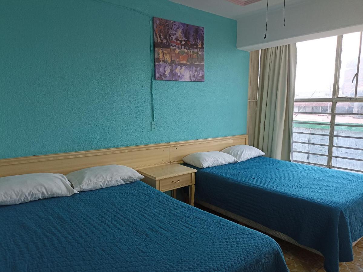 Hotel Viena Ирапуато Екстериор снимка