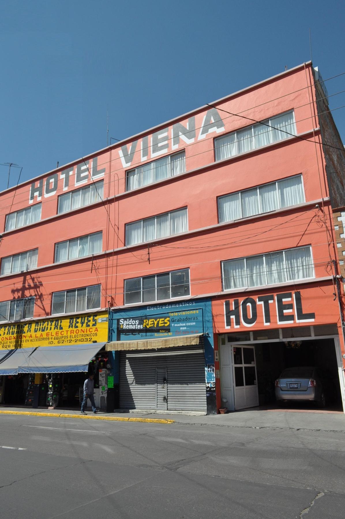 Hotel Viena Ирапуато Екстериор снимка